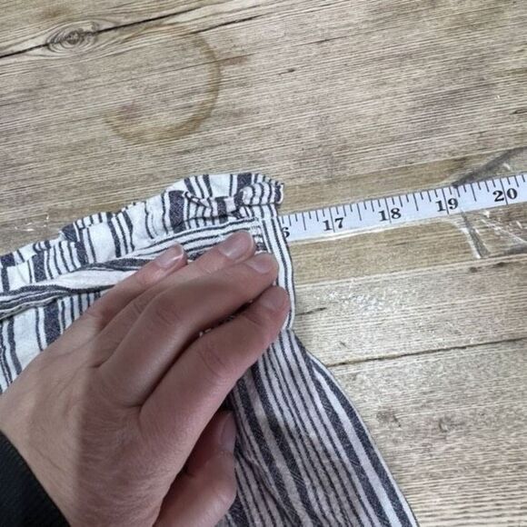 Zac & Rachel Women's Gray Striped Hi Rise Belted Linen Pants Size Medium Cropped - Picture 9 of 10